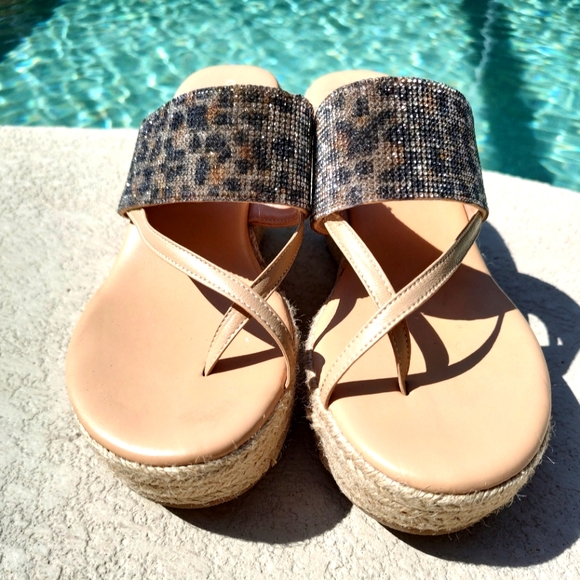 Chelsea and Violet.Toe ring leopard band wedge sandal - Picture 7 of 12